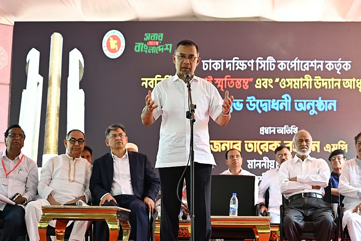 স্বৈরাচারের ফেরার পথ খুলে দেওয়া হবে জুলাই ও মুক্তিযুদ্ধের শহীদদের সঙ্গে গাদ্দারি: প্রধানমন্ত্রী