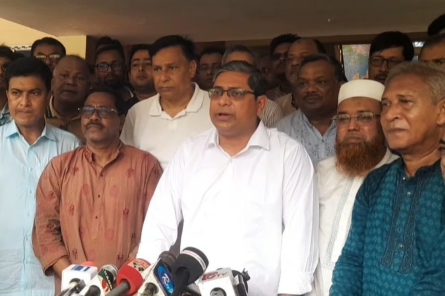 বিএনপির এমপি নির্বাচিত এলাকায় সারের সংকট নেই: মীর শাহে আলম
