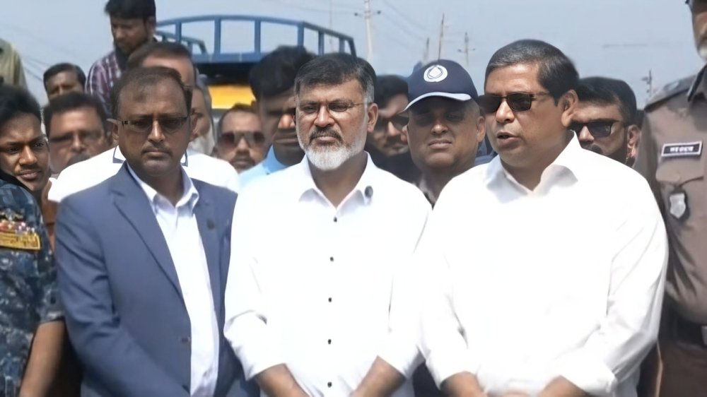 পশুর হাটে চাঁদাবাজি হলে কঠোর ব্যবস্থা: গাবতলীতে স্থানীয় সরকার প্রতিমন্ত্রী