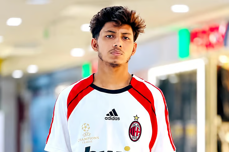 কুমিল্লায় কিশোর গ্যাংবিরোধী অভিযান, রতনের সঙ্গে গ্রেপ্তার ‘পয়েন্ট সাব্বির’ ও ‘কিং মেকার’