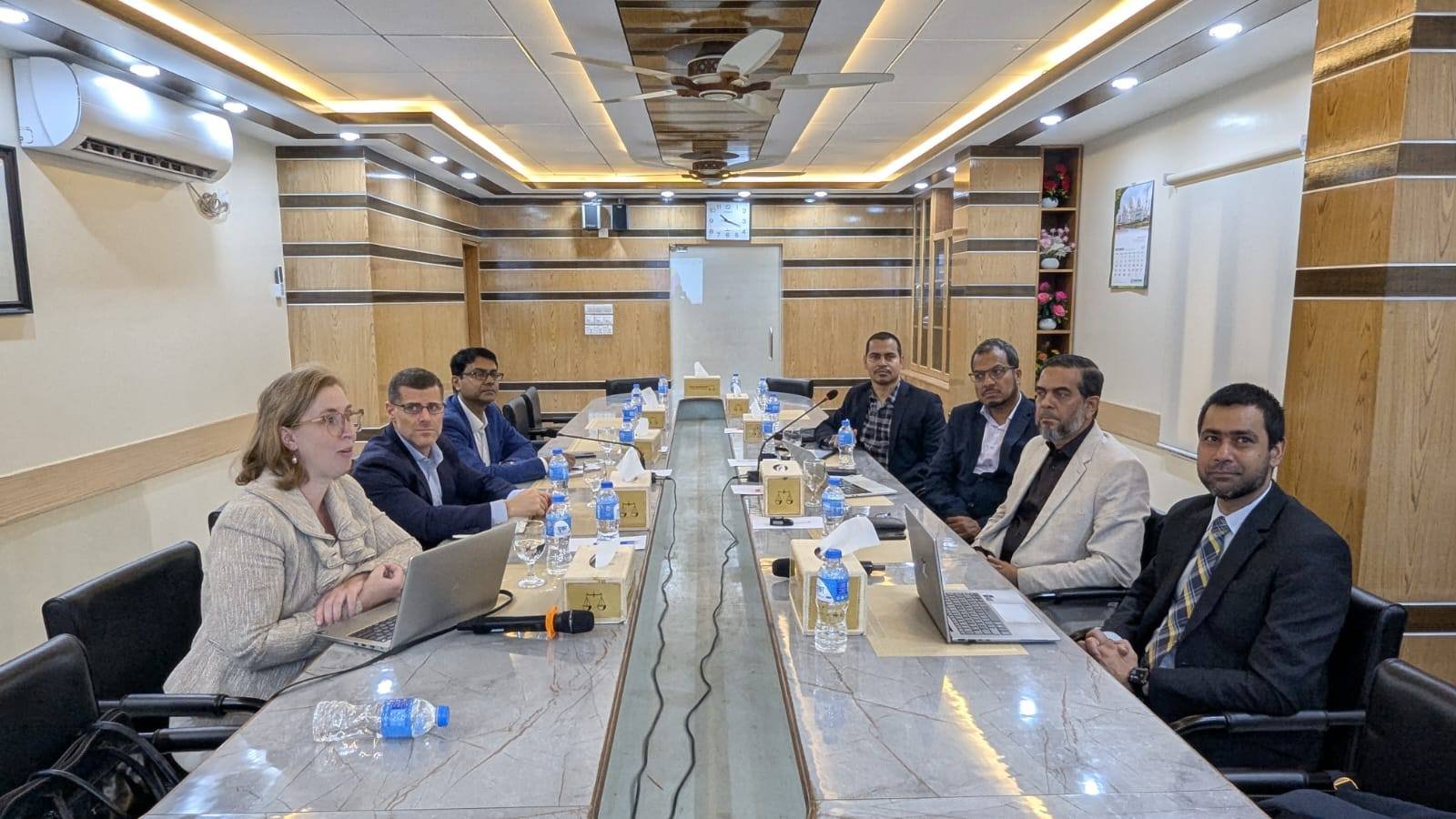 জামায়াতে ইসলামীর নেতৃবৃন্দের সঙ্গে আইআরআই প্রতিনিধি দলের বৈঠক