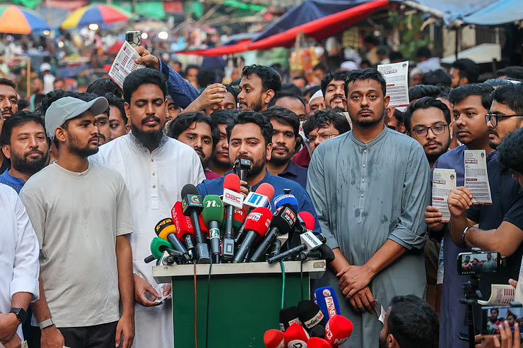 জামায়াত থেকে আলাদা পরিচয় ধরে রাখতে চায় এনসিপি, লংমার্চে উপস্থিতি নিয়ে ভিন্ন চিন্তা দলটির