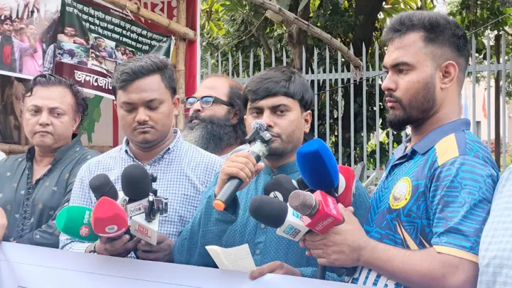 শুধু জুলাই সনদ নয়, পিতার আইনও বাস্তবায়ন করছেন না তারেক রহমান: নাঈম আহমাদ