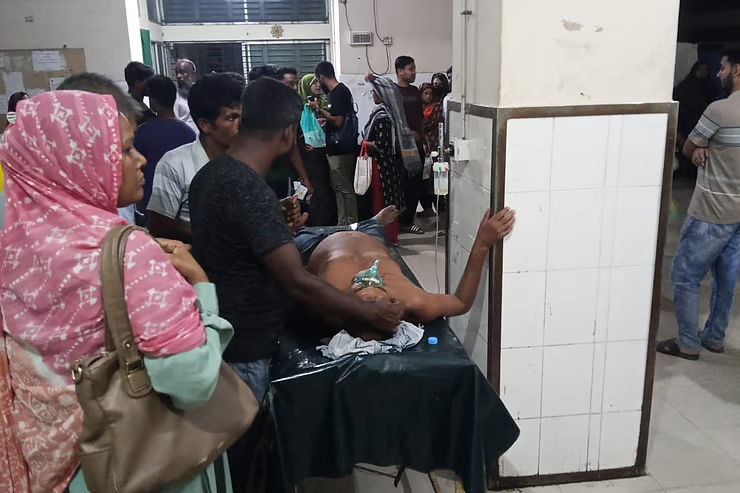 ফরিদপুরে সারের ডিলার নিয়োগে অনিয়মের প্রতিবাদ করায় যুবদল নেতাকে হাতুড়িপেটা
