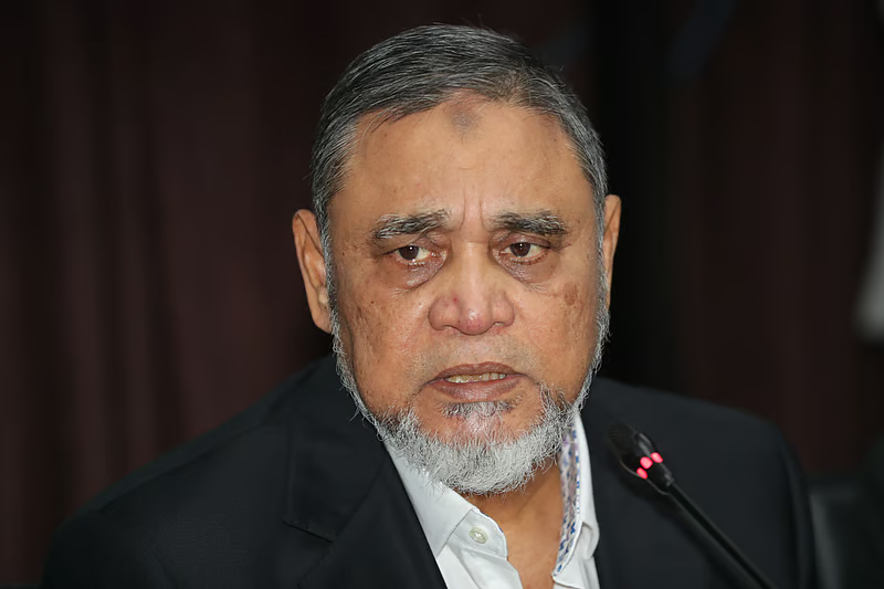 উপনির্বাচনকে ছোট করে দেখছে না ইসি: সিইসি
