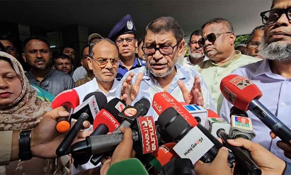 ব্যাঙের ছাতার মতো গজিয়ে ওঠা অবৈধ ক্লিনিক সিলগালা করা হবে: স্বাস্থ্যমন্ত্রী