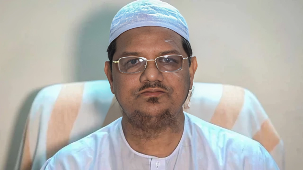 ‘রক্ষক ভক্ষক হলে আলোচনা টেবিলেই সীমাবদ্ধ থাকে’: চরমোনাই পীর