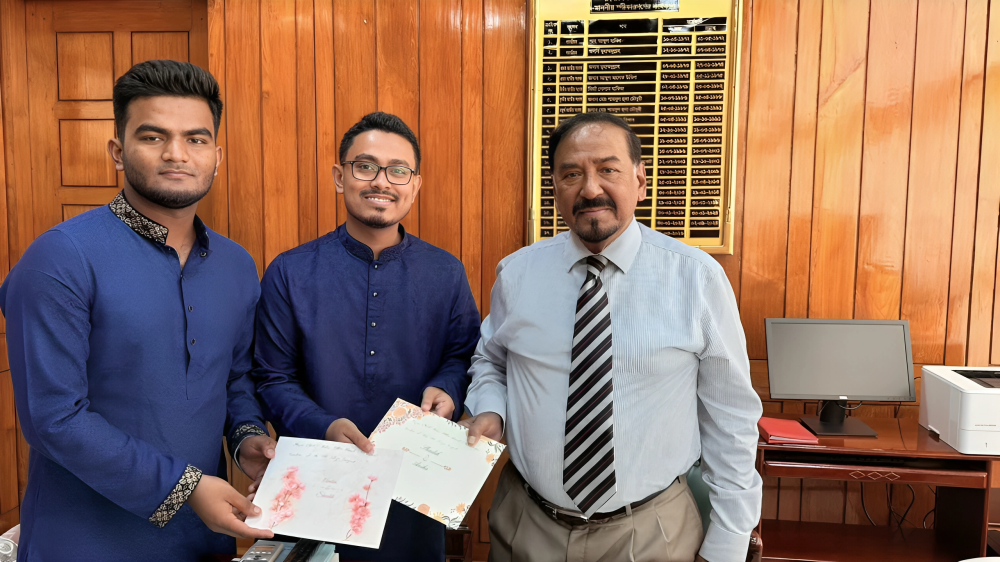 স্পিকারকে বিয়ের দাওয়াত দিলেন ডাকসু ভিপি সাদিক কায়েম