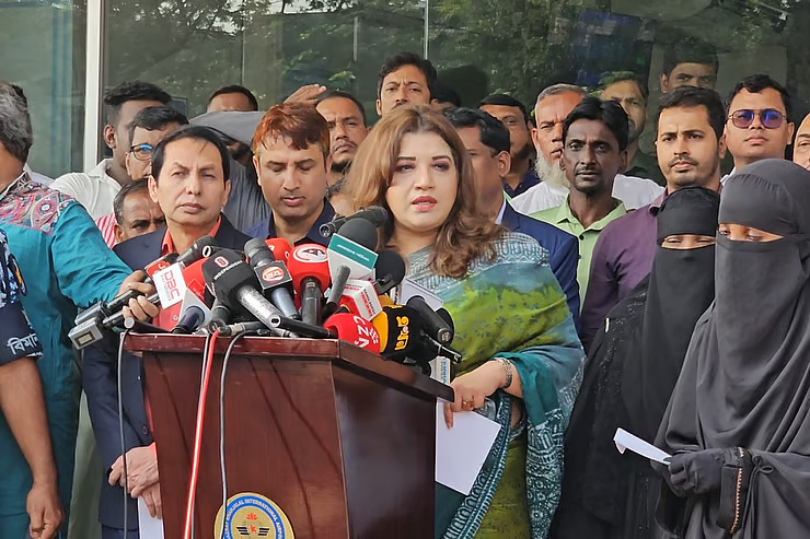 সৌদির কারাগারে সাড়ে ৭ হাজার বন্দী, দুজনের মৃত্যুদণ্ডে রায়ের অনুলিপি চায় সরকার