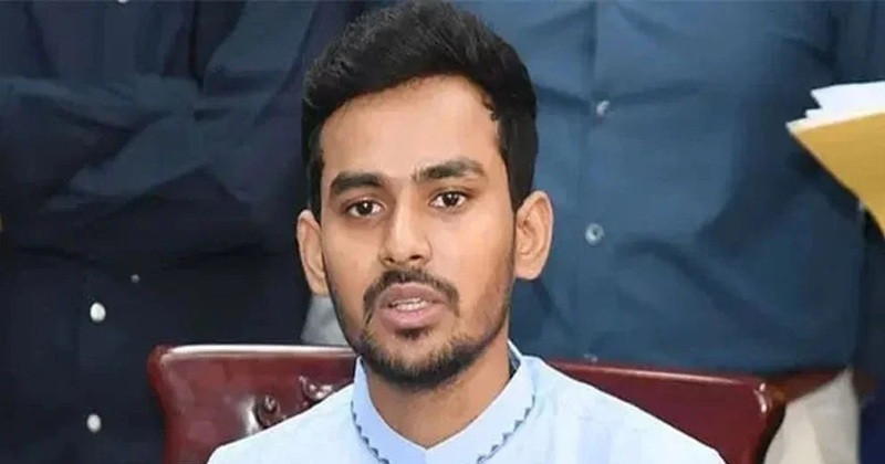 বিদেশে আরামের বদলে ১০ বছরের কারাবাস বেছে নেব: আসিফ মাহমুদ