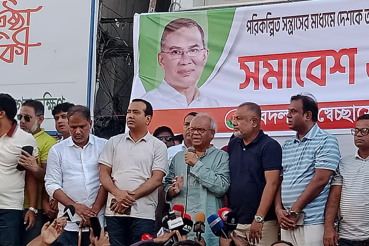গণতান্ত্রিক কর্মসূচির নামে সহিংসতার অধিকার কারও নেই: রিজভী