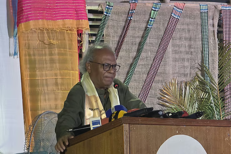 স্বাধীনতার কথা বলে দিল্লির কৃতদাসত্ব করেছে আওয়ামী লীগ সরকার: রুহুল কবির রিজভী
