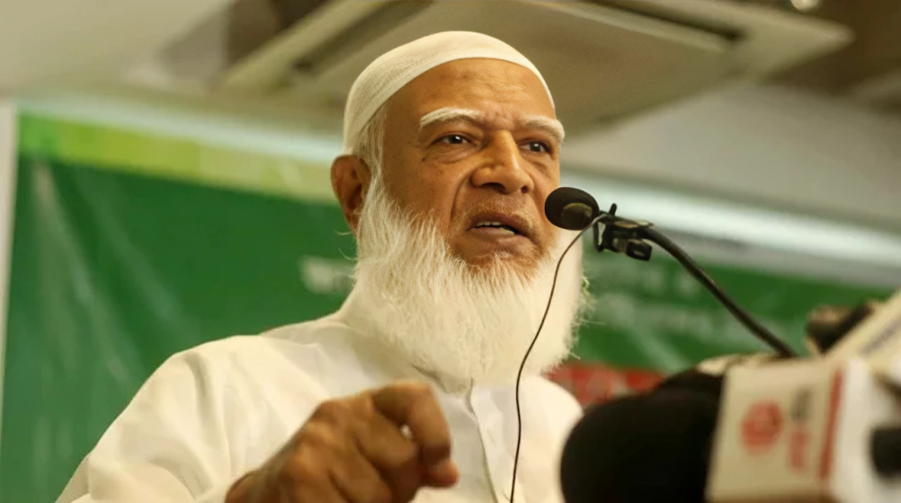 হঠাৎ জামায়াত আমীরের পোস্ট