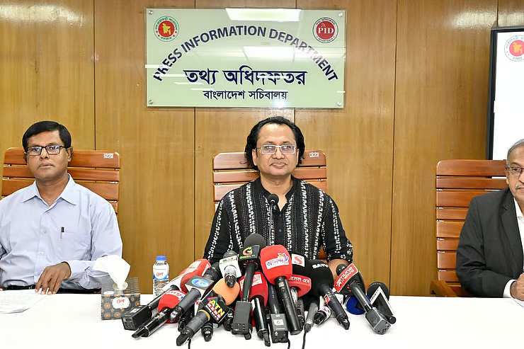 ভারতের সঙ্গে সম্পর্ক সহজ করতে হাসিনা-কাদেরসহ অন্যদের হস্তান্তর চায় সরকার