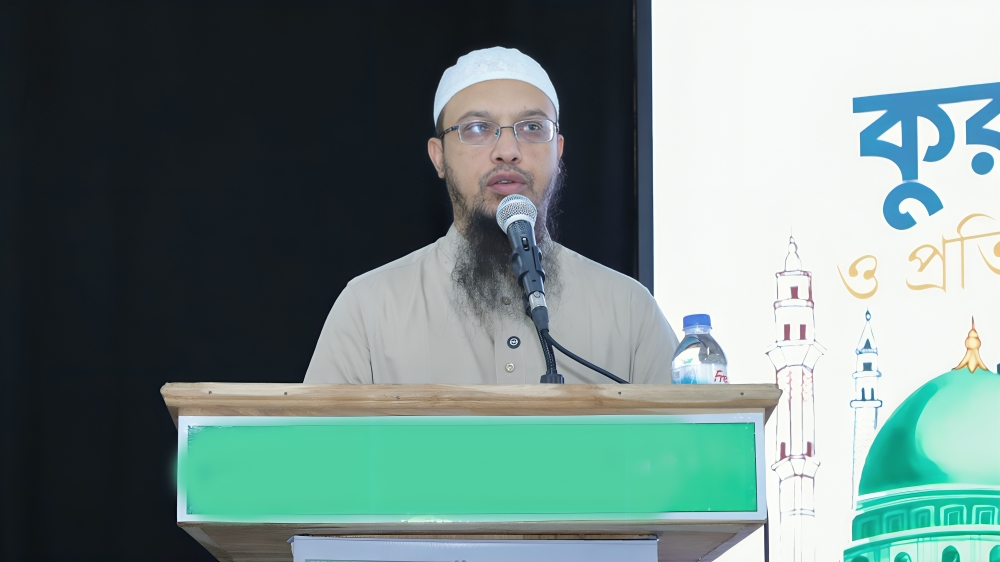 এবার ভিসা বাতিল ইস্যুতে মুখ খুললেন শায়খ আহমাদুল্লাহ