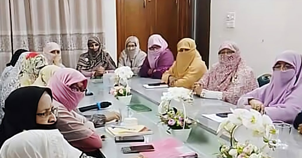 জামায়াতের মহিলা নেত্রীদের সঙ্গে মতবিনিময়ে পাকিস্তানের নেত্রী