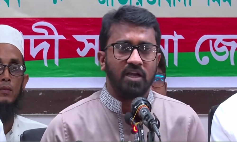 পাটওয়ারীকে রিমান্ডে নিলে বের হবে—কারা ককটেল ফাটাচ্ছে: রাশেদ খাঁন