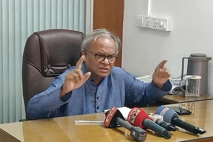 আইজিপির 'ক্রসফায়ার' বক্তব্য সরকারের জন্য বিব্রতকর, আমাদের ভাবিয়ে তুলছে: রিজভী
