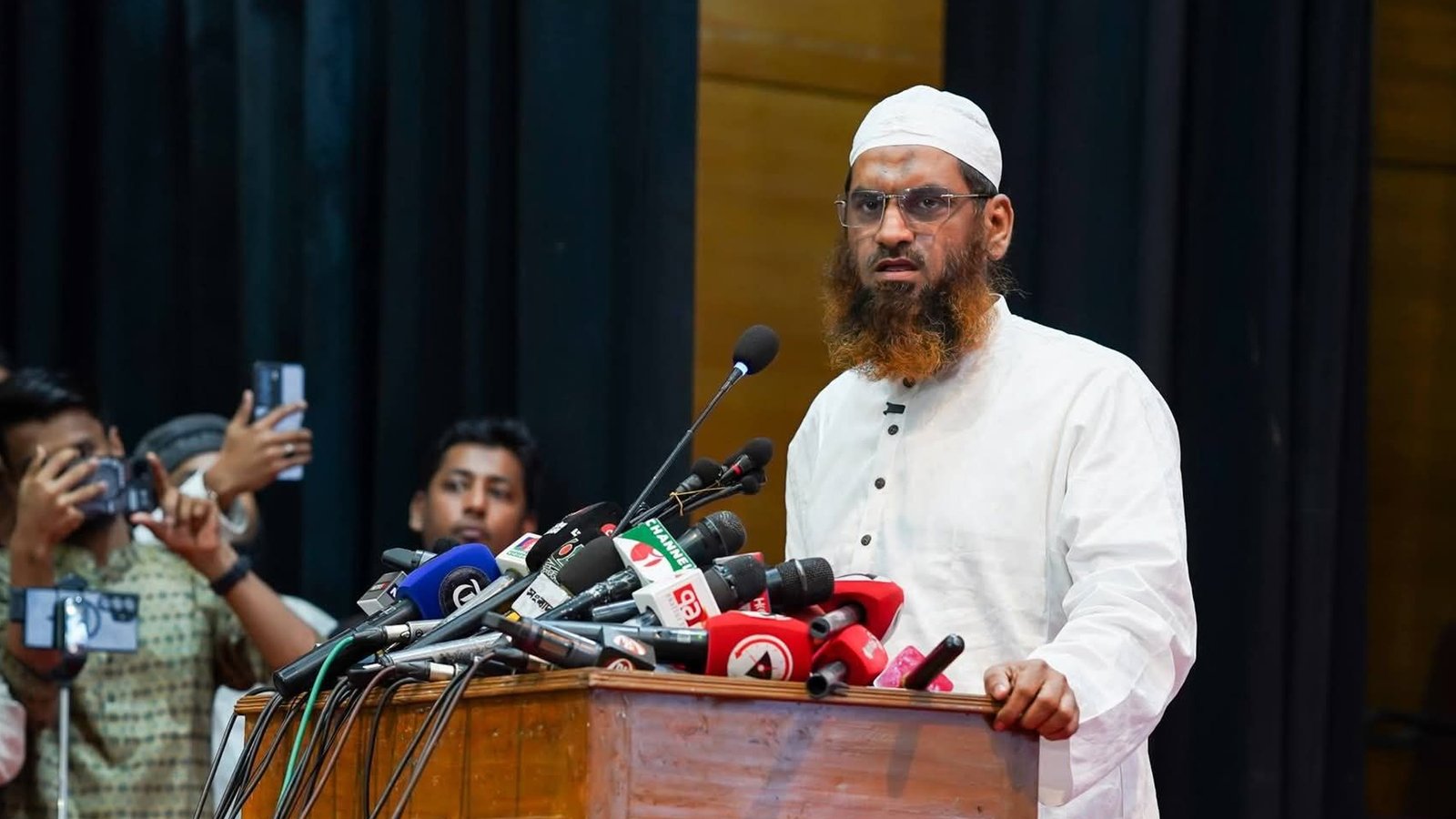 সংস্কার না করলে আমরা সংবিধান পুনর্লিখন করব — আল্লামা মামুনুল হক