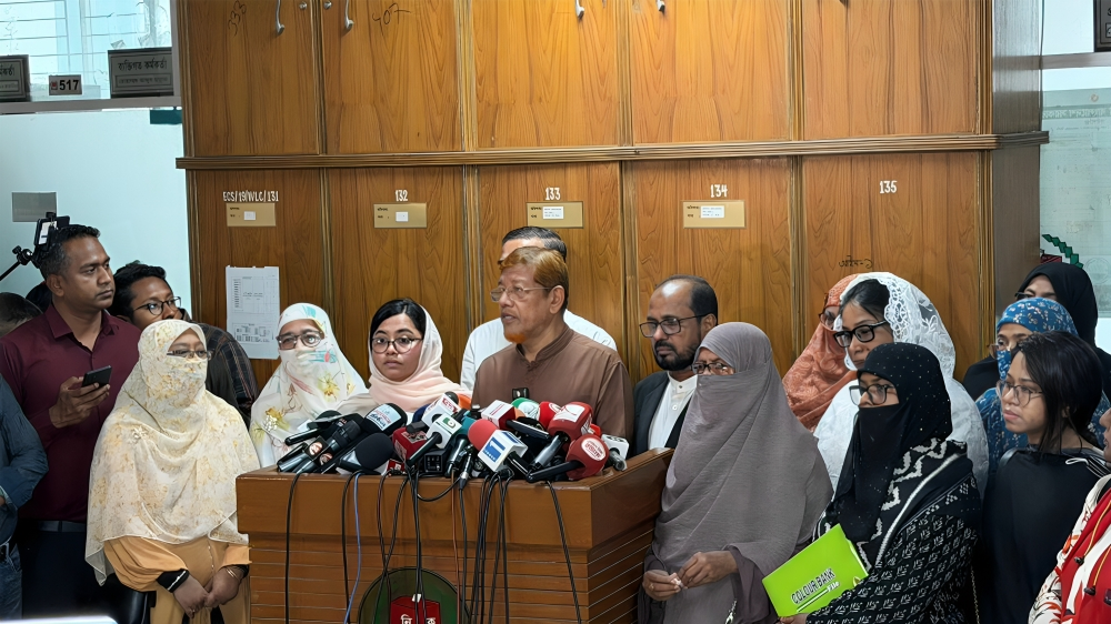 জামায়াত আমীরের স্ত্রীকে কেন মনোনয়ন দেওয়া হলো না — বেরিয়ে এলো তথ্য